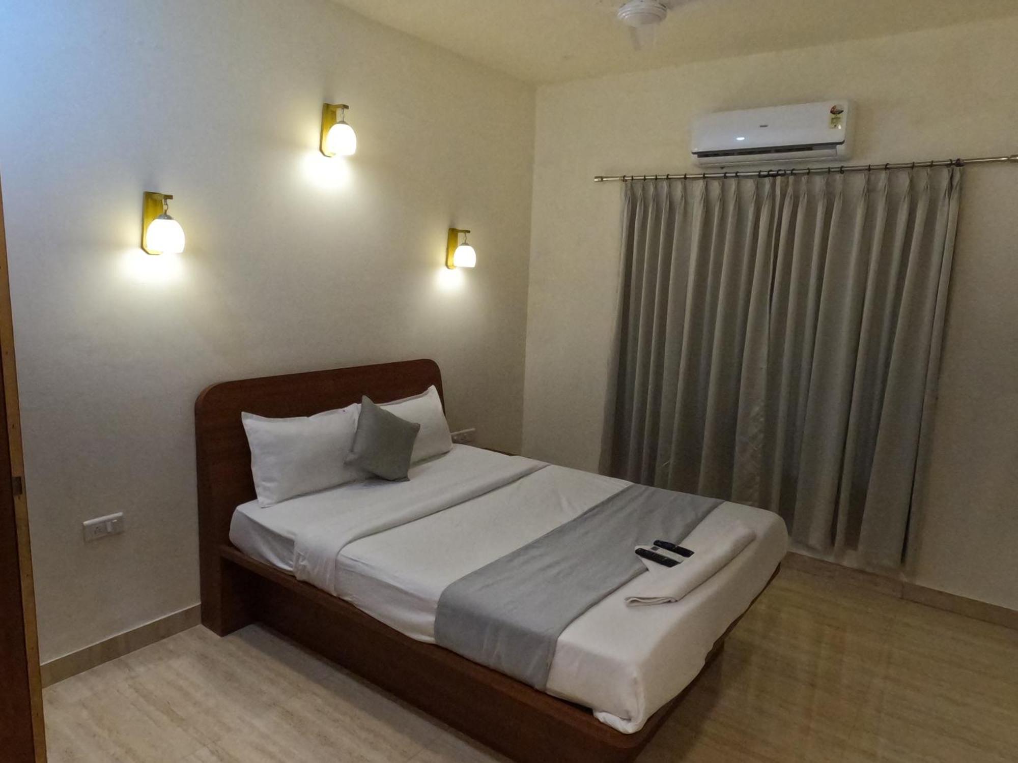 Hotel Sandesh Palace Lonavala Dış mekan fotoğraf